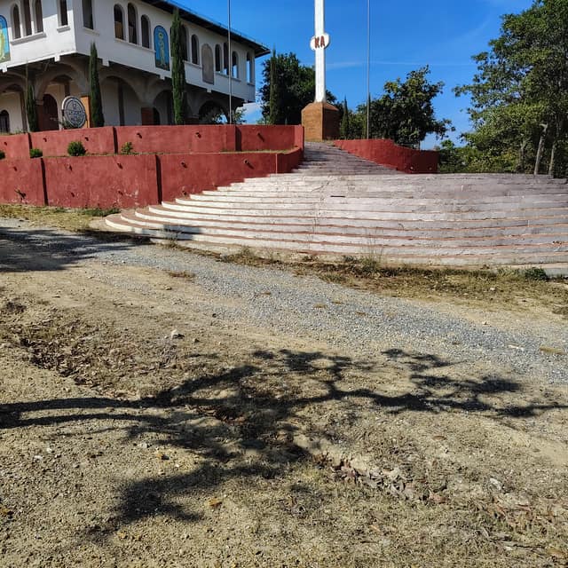 The churches, photo 1 of 8